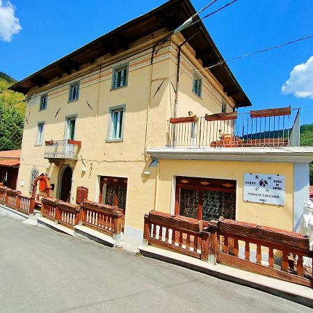 Hotel Palazzo Del Doma - Lake Vagli Vagli di Sotto Экстерьер фото